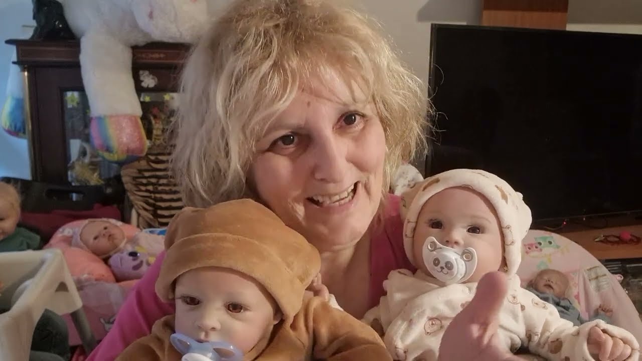 Parte 2 del vídeo de los bebés reborn Adrián y Adriana, le toca a Adrián