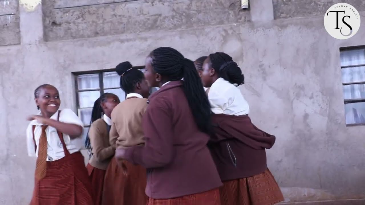 We had an Improv Class with Solidarity Primary and Juniour Secondary school Drama & Film students.