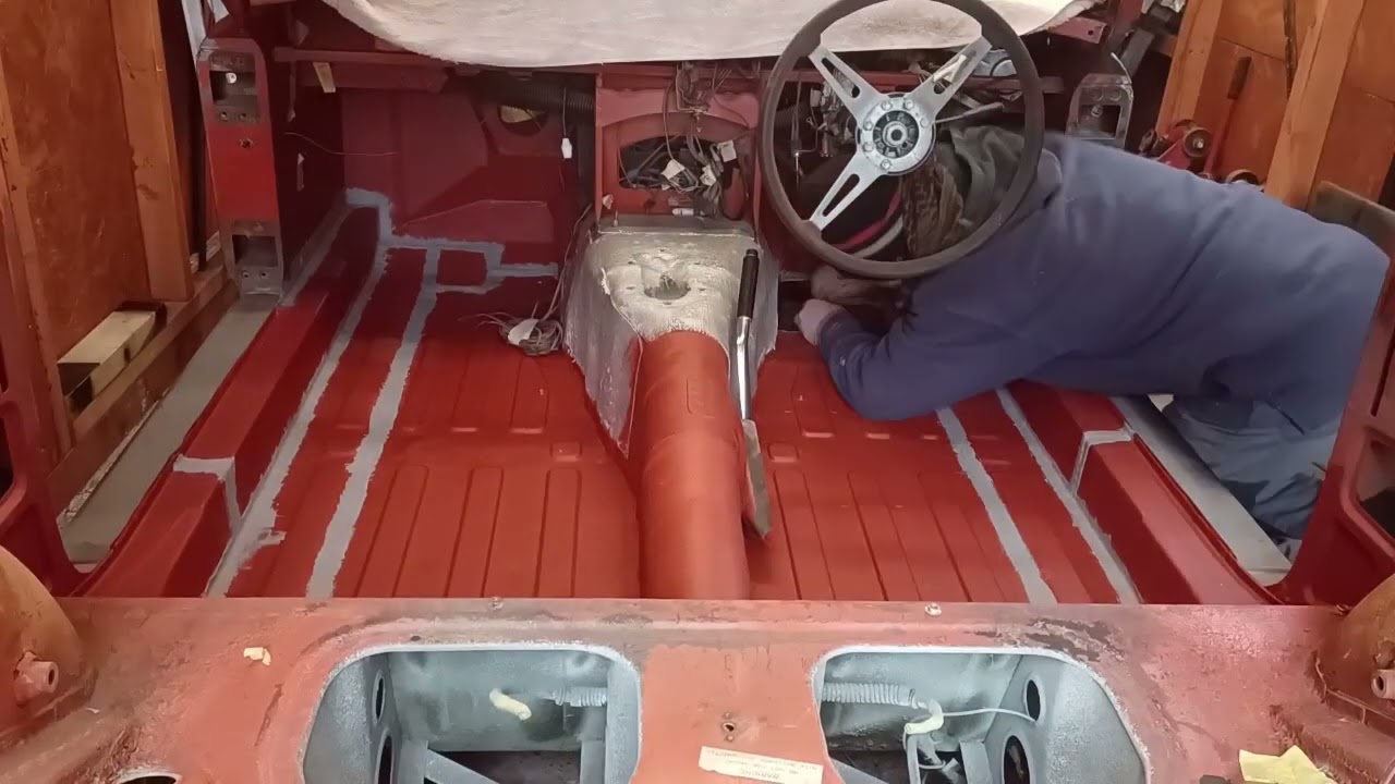MGB GT - Winter Work - Putting in the sound deadening! - MGBGT Resto!