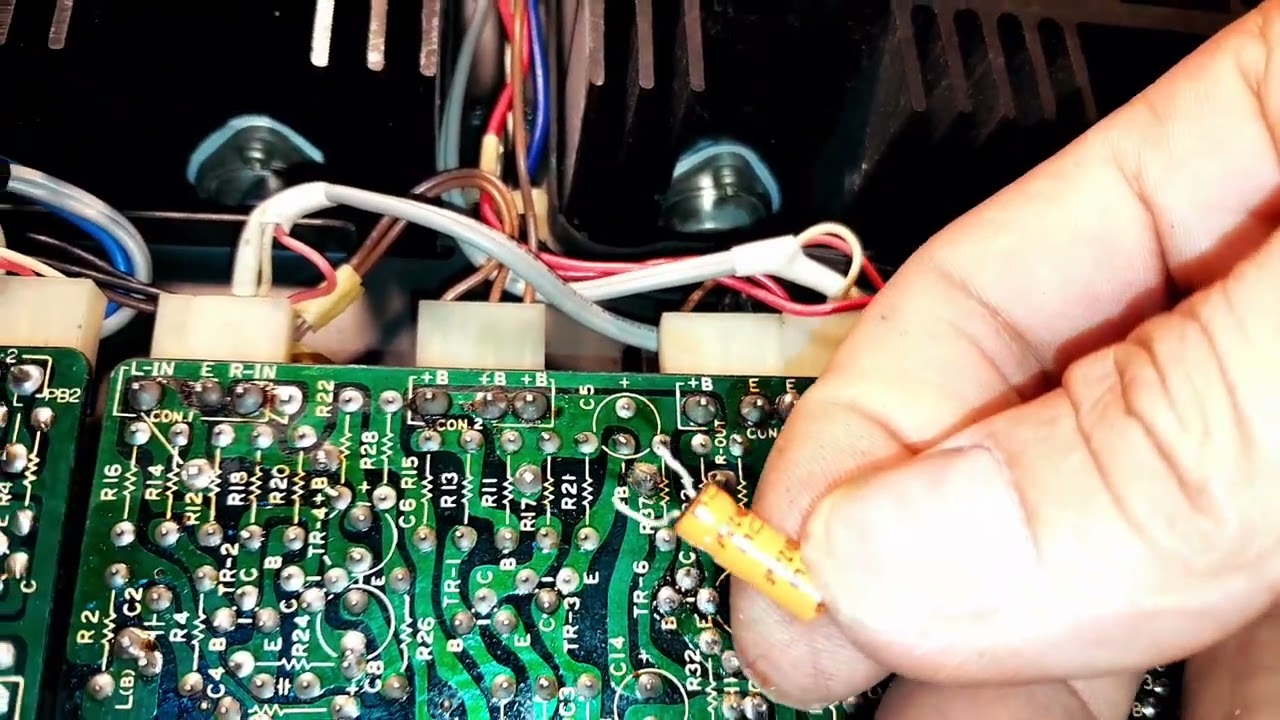 sửa amplifier denon PMA700Z. lỗi không đóng rơle