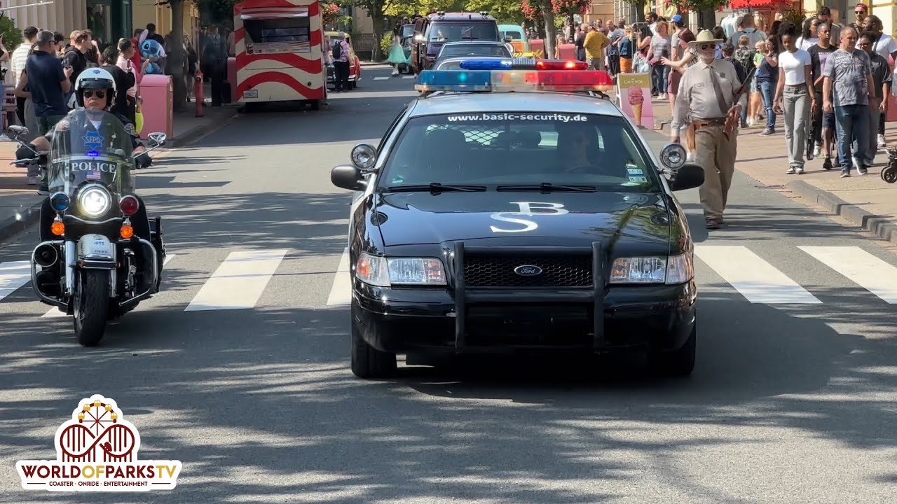 Movie Park Parade U.S. Car Show 2024 - US-Car Parade 2024 - Movie Park Germany 31.08.2024
