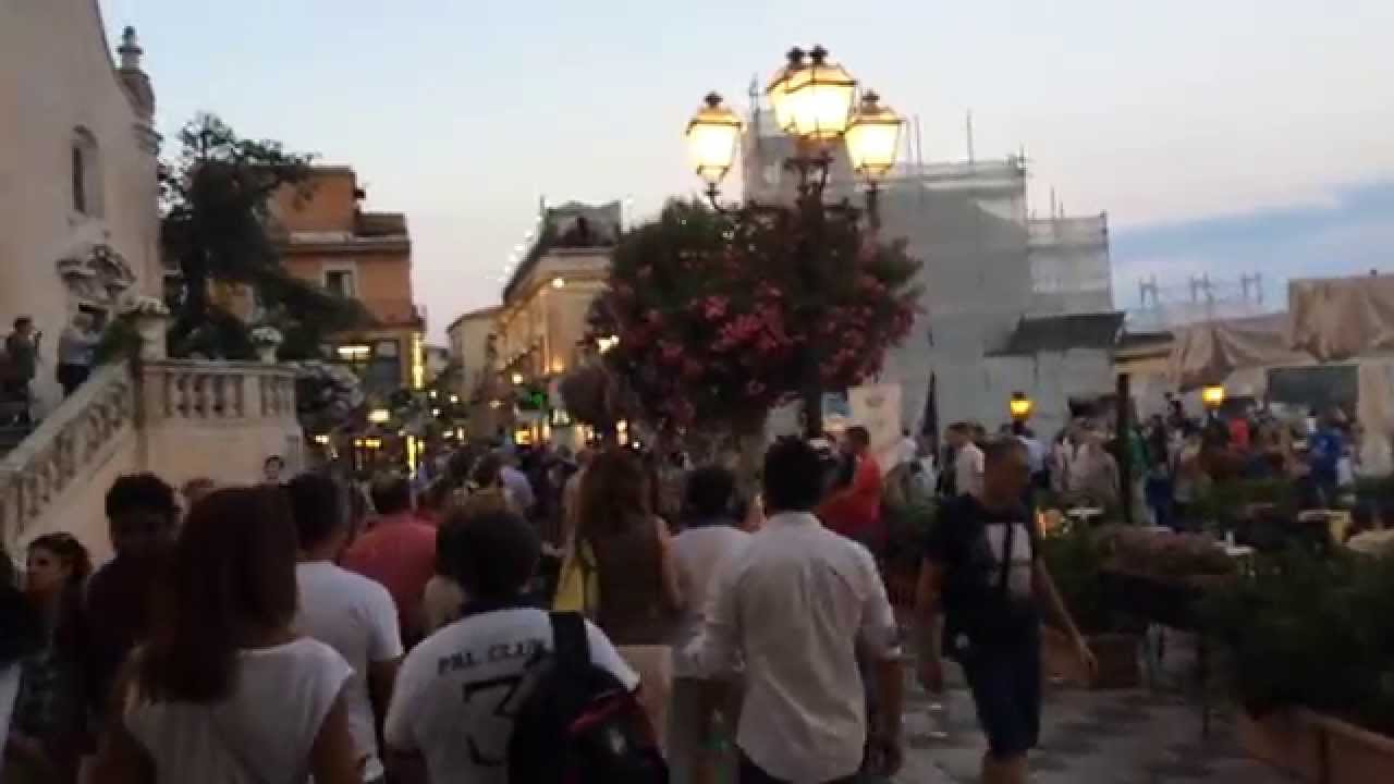 Taormina Sicily - Corso Umberto