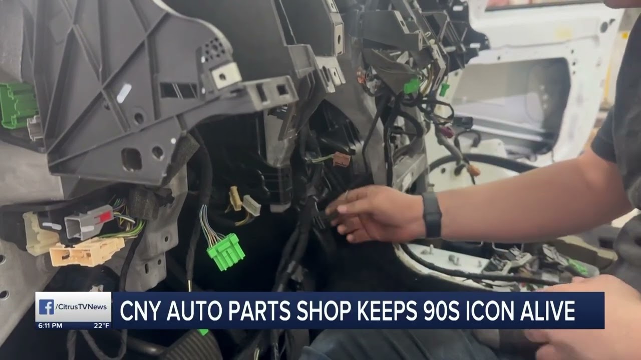 CNY Auto Shop Keeps SAAB Cars Alive | News Live at 6