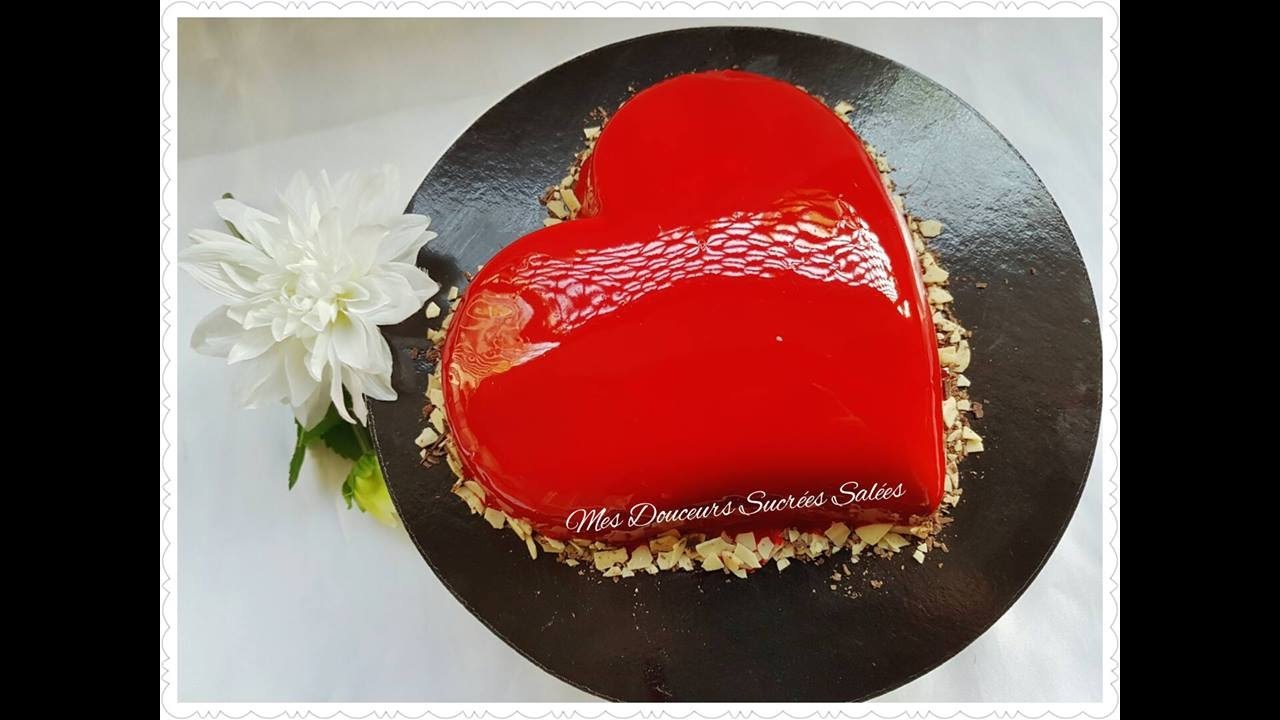Entremet coeur aux 3 chocolats glaçage miroir