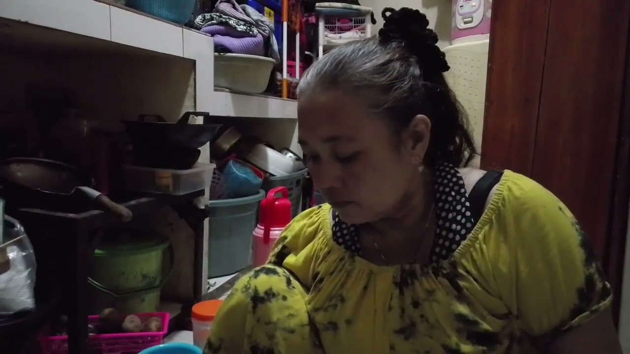 Mandorin buk Risma bikin risol mayones 