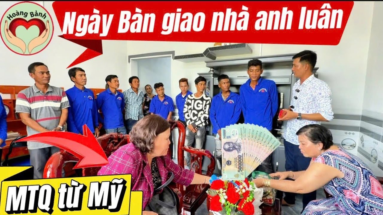 Bất ngờ MTQ c&oacute; mặt tại nh&agrave; anh Lu&acirc;n ng&agrave;y B&Agrave;N GIAO NH&Agrave; MỚI 