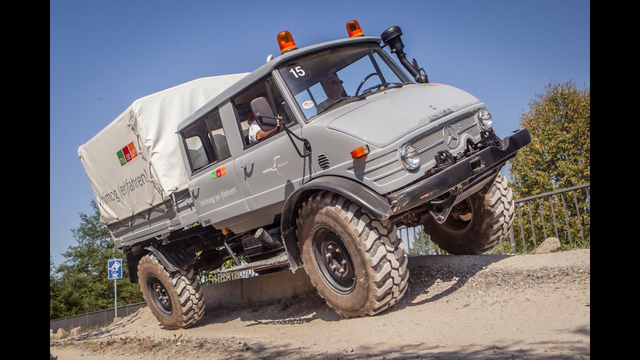 Insight Unimog: Ellen Lohr zu Gast im Unimog-Museum (mit Untertitel)