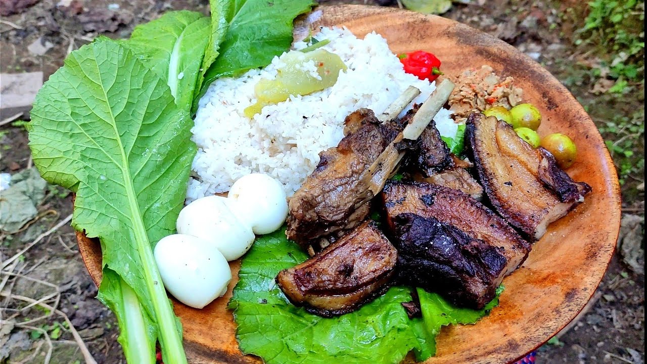 smoked pork one of my favorite with fermented soyabean (Axone) chutney || kents vlog.