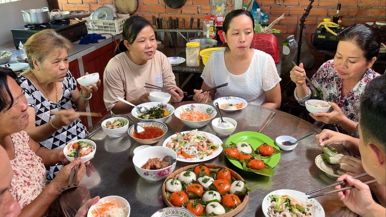 Làm Bánh Ít Trần và Chè Trôi Nước | Vinh & Truyen