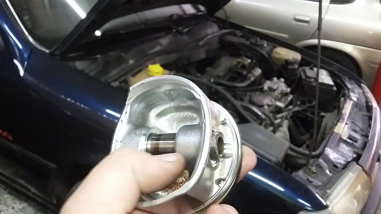 MOTOR BATENDO PINO DE PISTÃO.