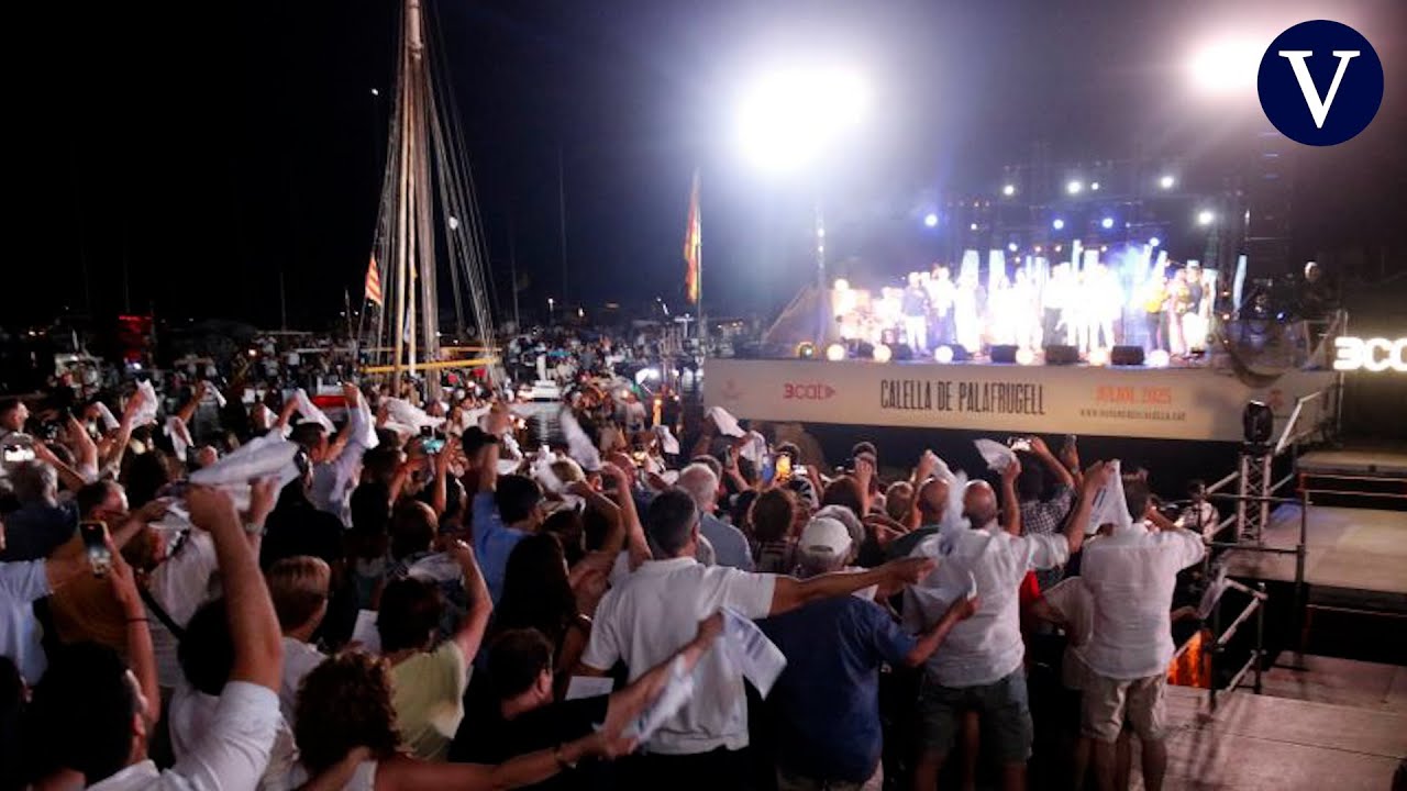 El público vuelve a cantar 'El meu avi' en la Cantada de Calella pese a la polémica