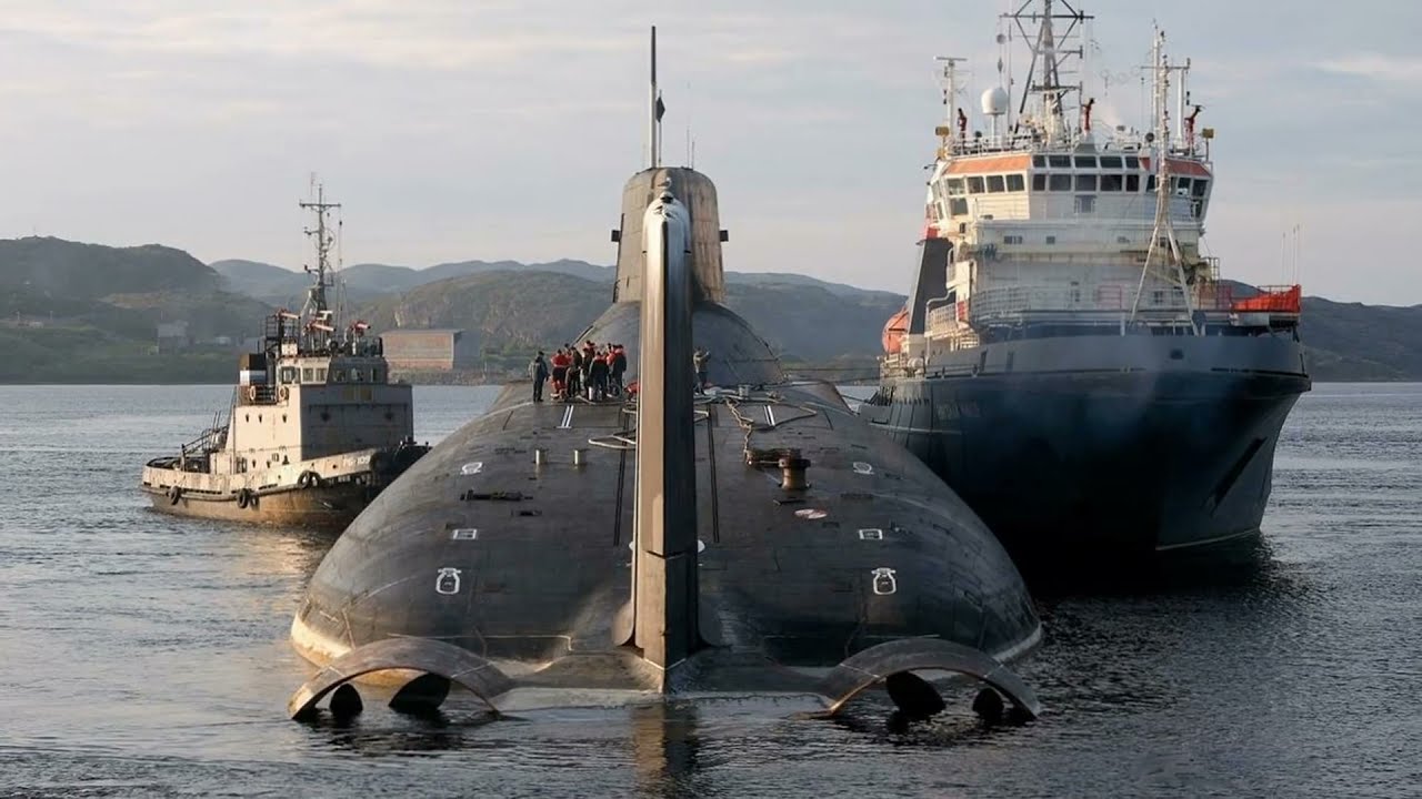 TOP 5 Sous-marins les PLUS GROS du Monde !