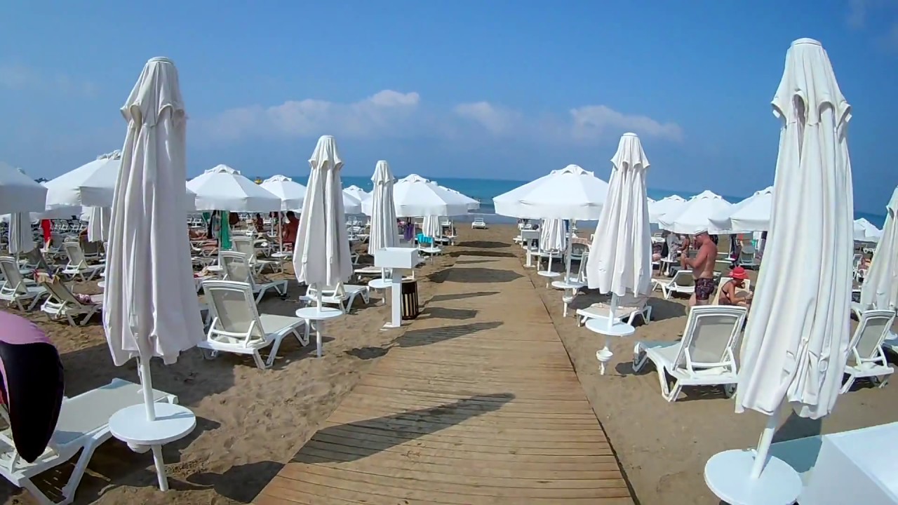 The Raga Side - обзор дороги до моря от основного корпуса + пляж