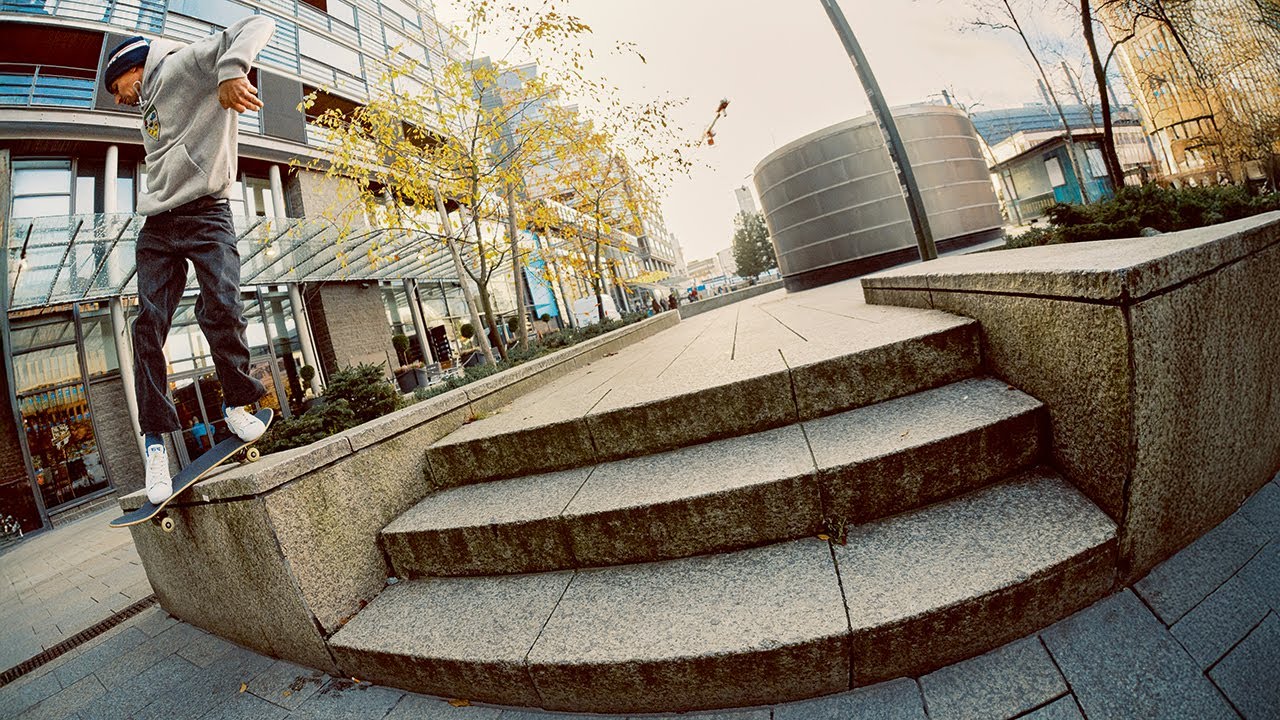 Eniz and friends – Kamppi
