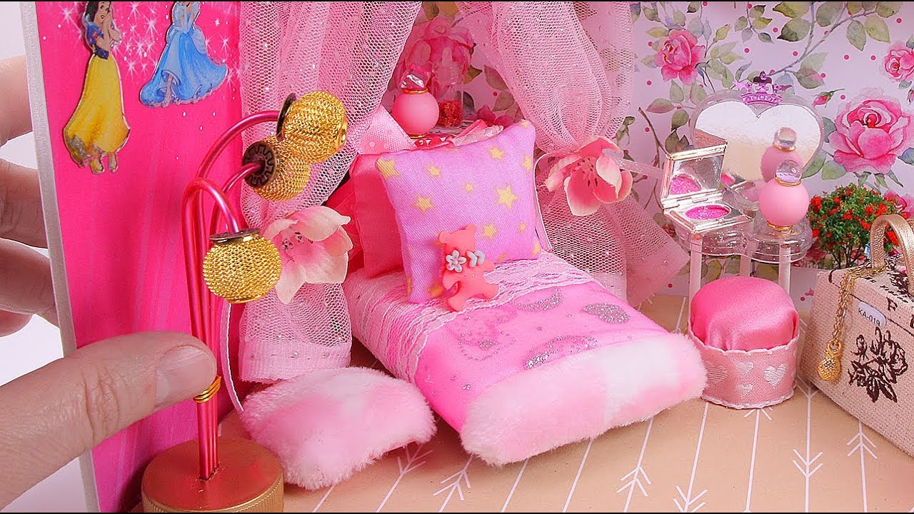 DIY Miniature Princess-inspired Room