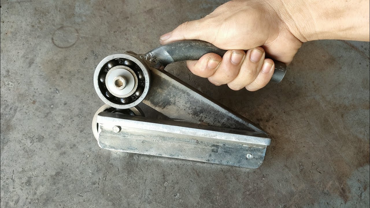 chế kéo cắt tôn độc lạ từ ổ bi cũ