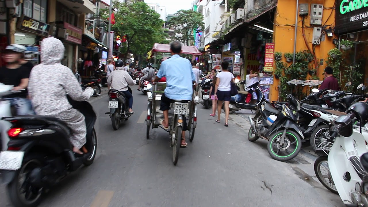 Ballade en Cyclo Pousse dans HANOI