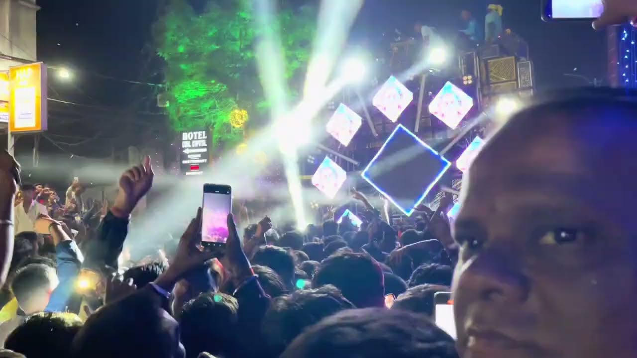 dj sarzen at Bank More Dhanbad Jharkhand/#shivratri #djsarzan #dhanbad #jharkhand #viral #shorts