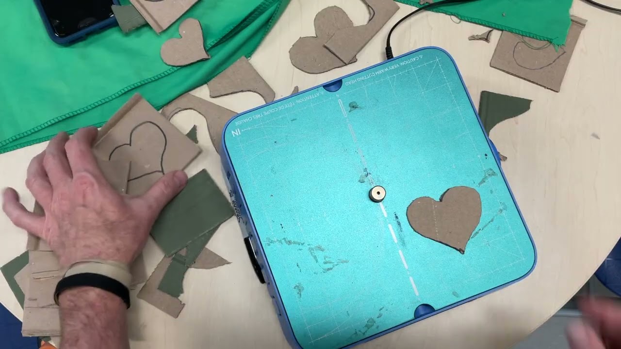 R7 в восторге от нашей пилы ChompSaw!