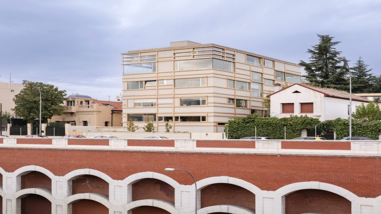 Our-Shelves-Houses By SUMA Arquitectura In MADRID, SPAIN