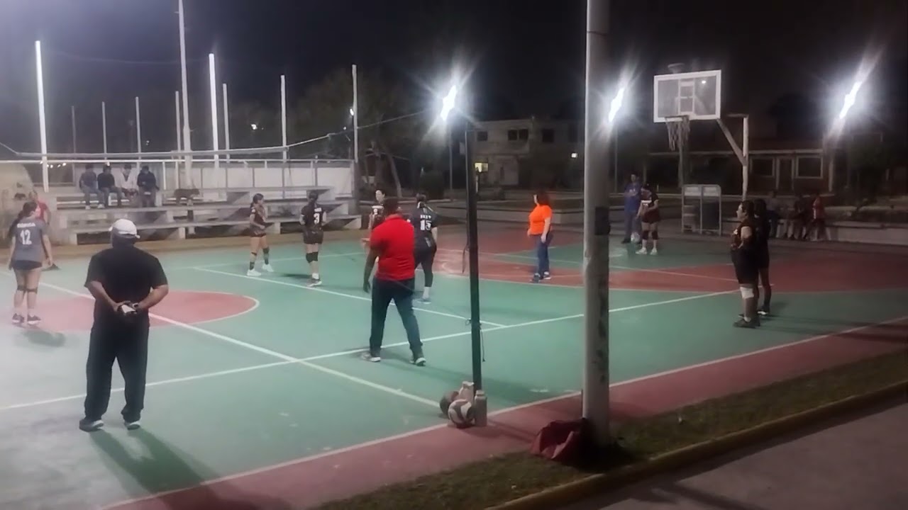 Torneo Relámpago Hipódromo.                  1er Set Golden vs Monarcas. Ganado