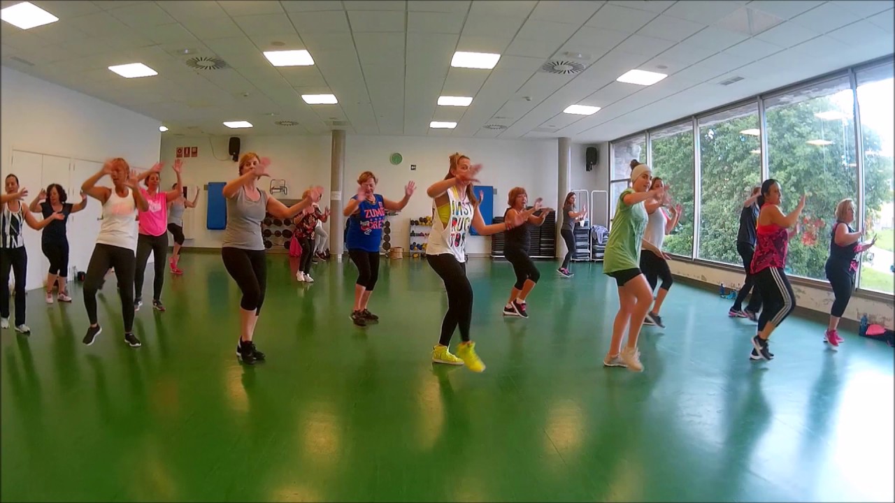 CULUKUKU (zin 66) / ZUMBA con LUCIA RUBITA