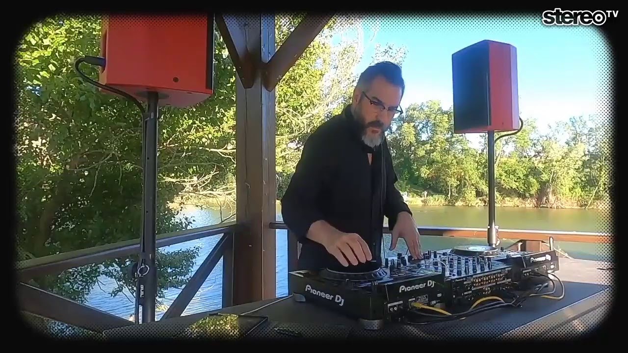 OSCAR DE RIVERA LIVE STREAM - PORTUGAL IN STEREO
