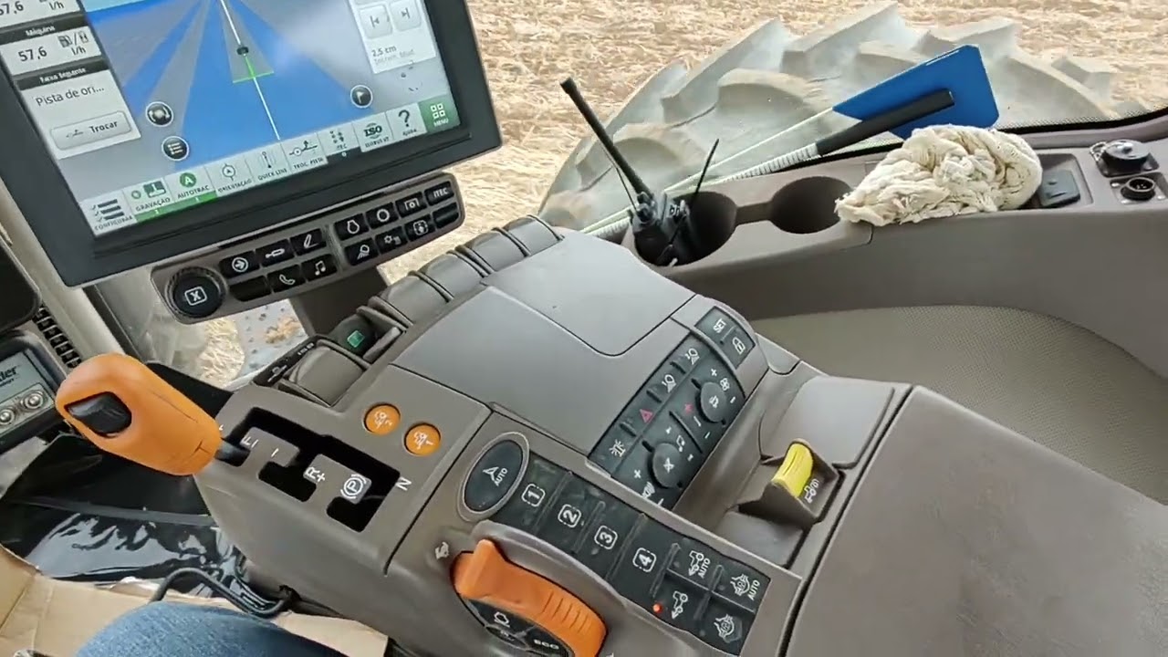 Operando 8320R no plantio