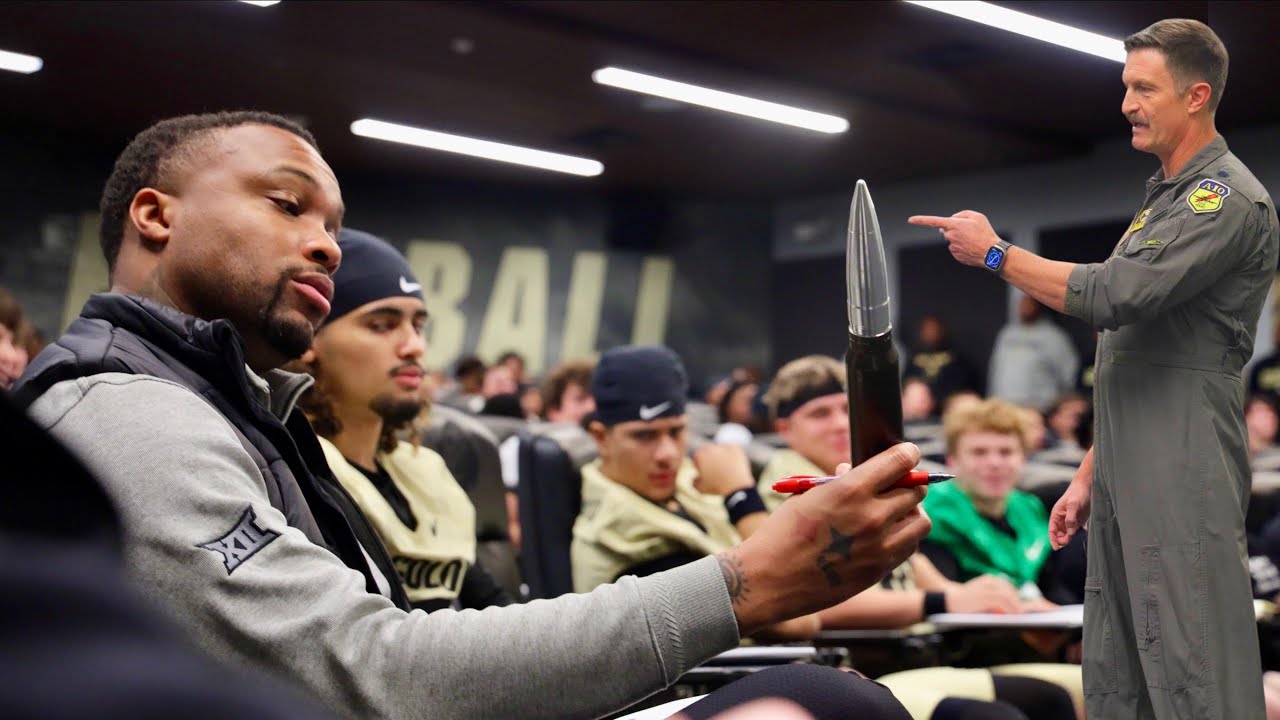 Fighter Pilot PULLS UP on Colorado Football!
