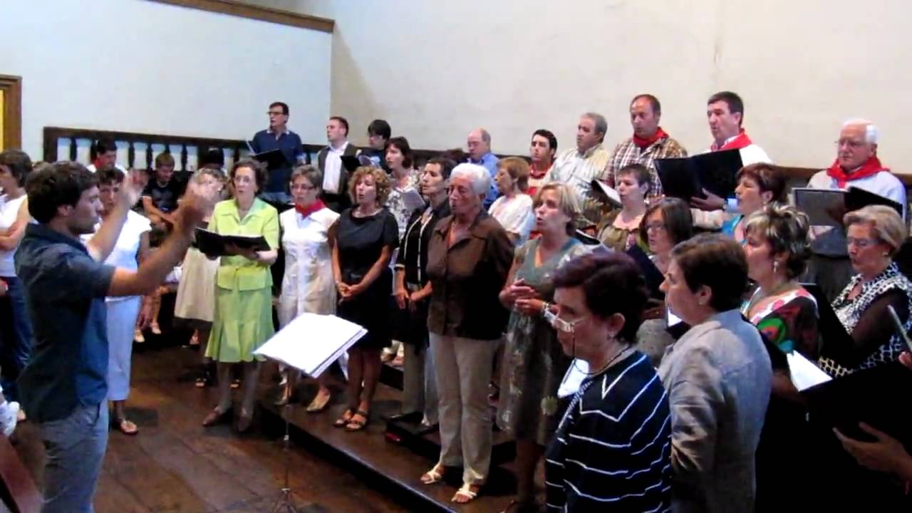 GUREKIN EGON: MENDI ABESBATZA