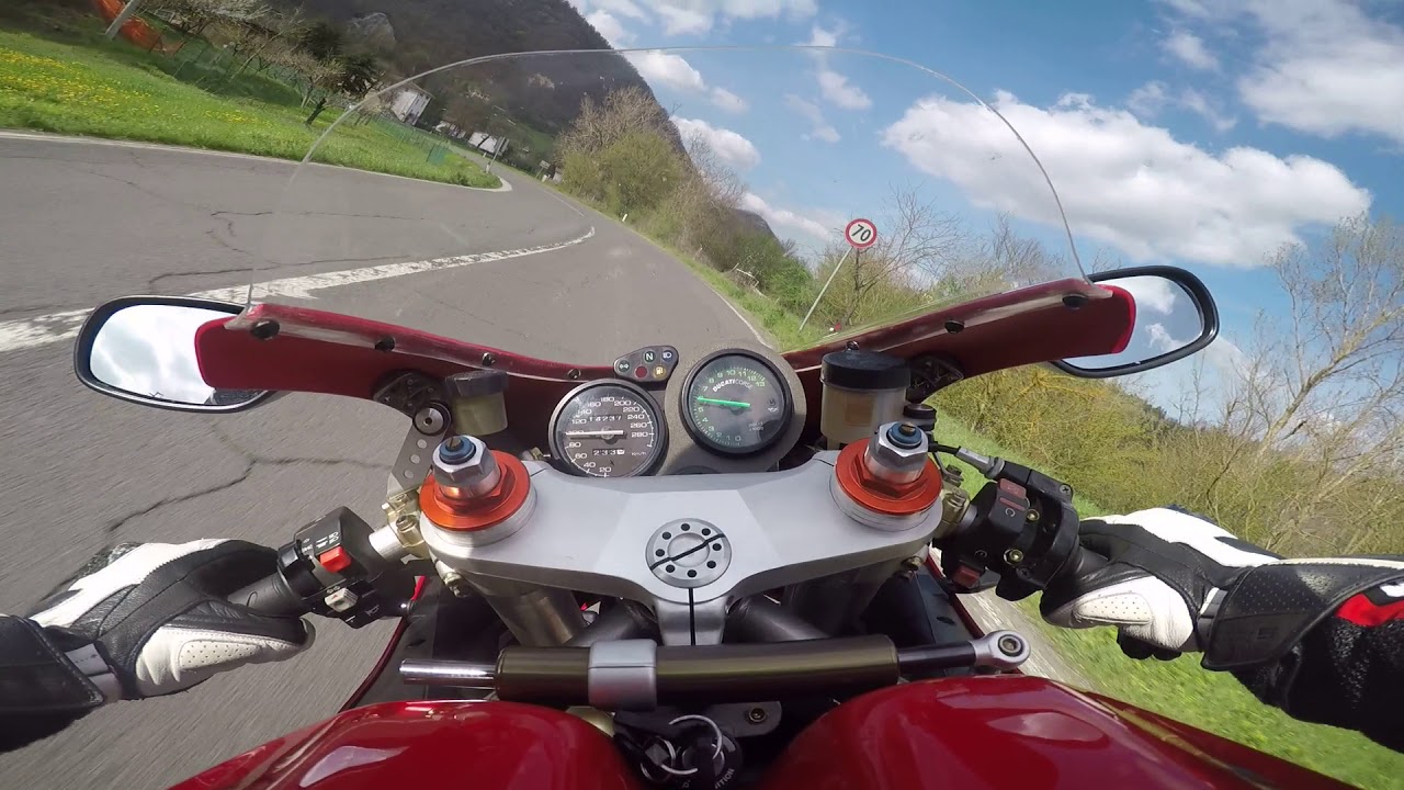 DUCATI 748  Passo della Raticosa