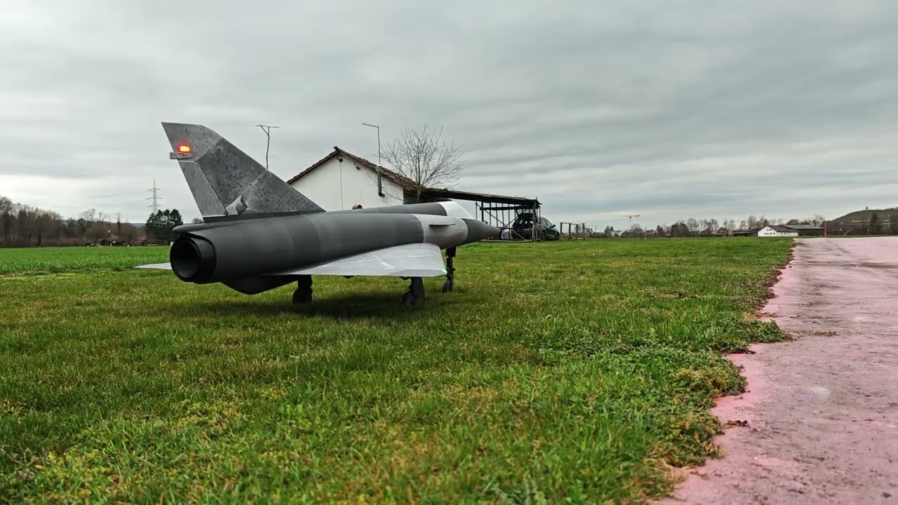Mirage III RS 120mm EDF first time on the airfield
