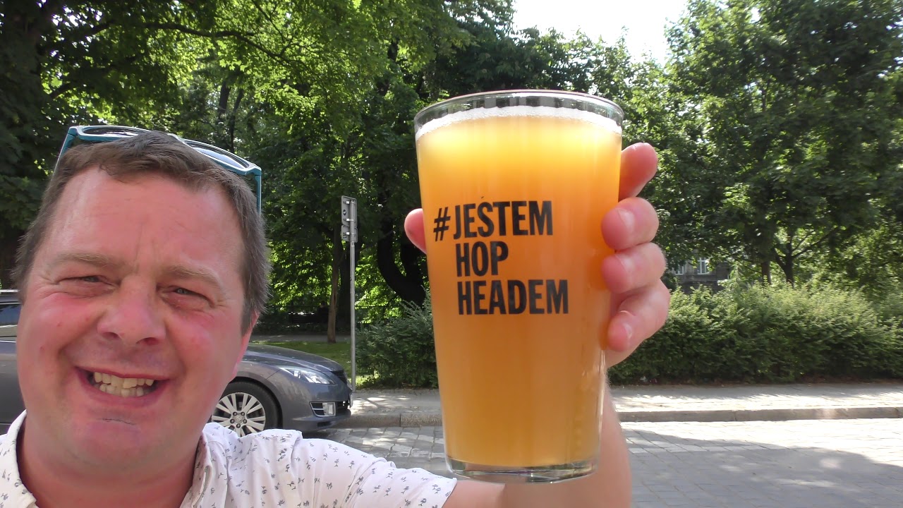 Flying To Wroclaw Poland & Drinking Alebrowar Easy Pale Ale Mosaic