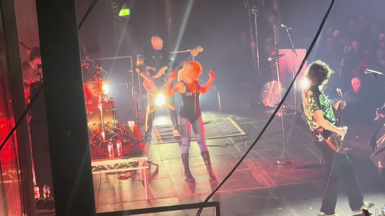 Amyl and The Sniffers - FULL SHOW (until ENCORE) - Roundhouse, London - 15th November 2024