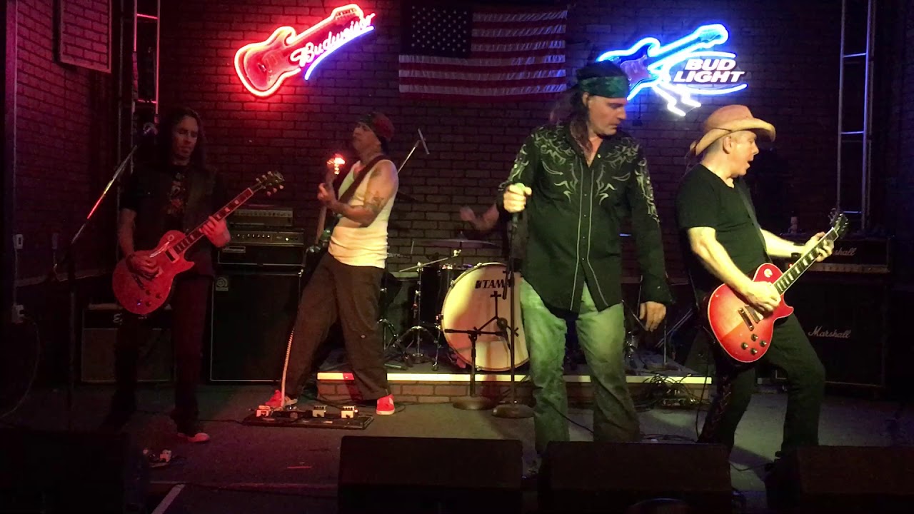 SonicTemple tribute to The Cult: FireWomen(Shamrocks)