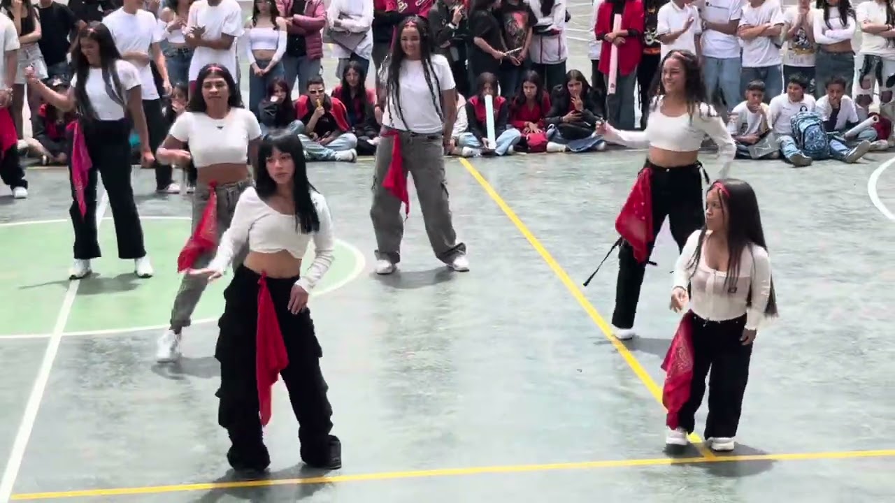 Curso 1102 representando el valor de la Valentía