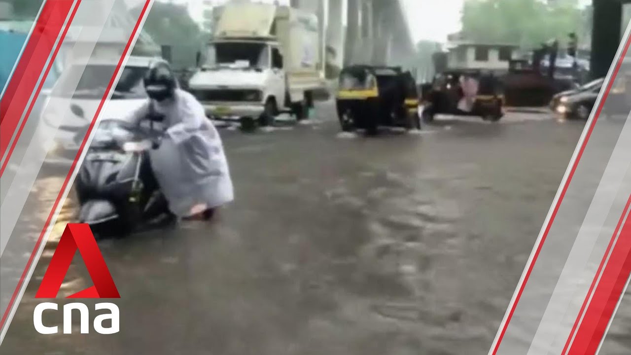 India monsoon season: Over 500 people killed, millions displaced by flooding