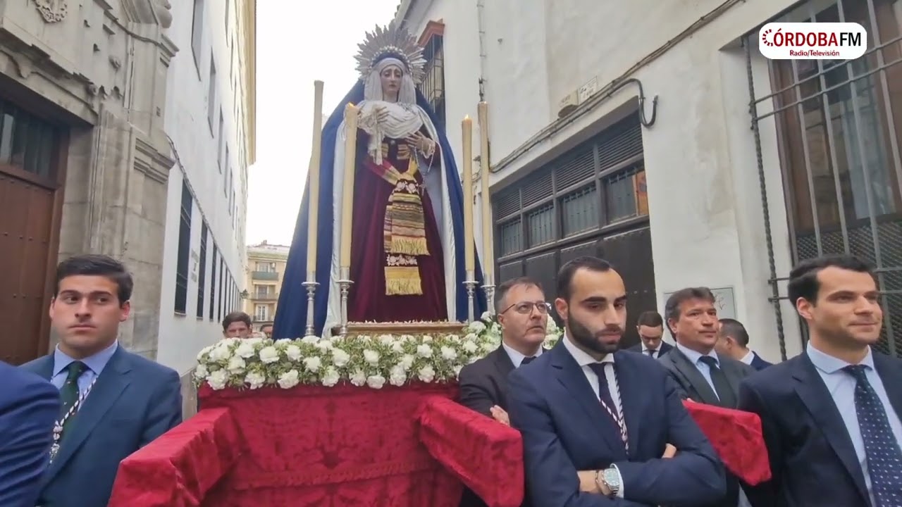 Traslado de los titulares de la Hermandad de la Sentencia a su Casa de Hermandad