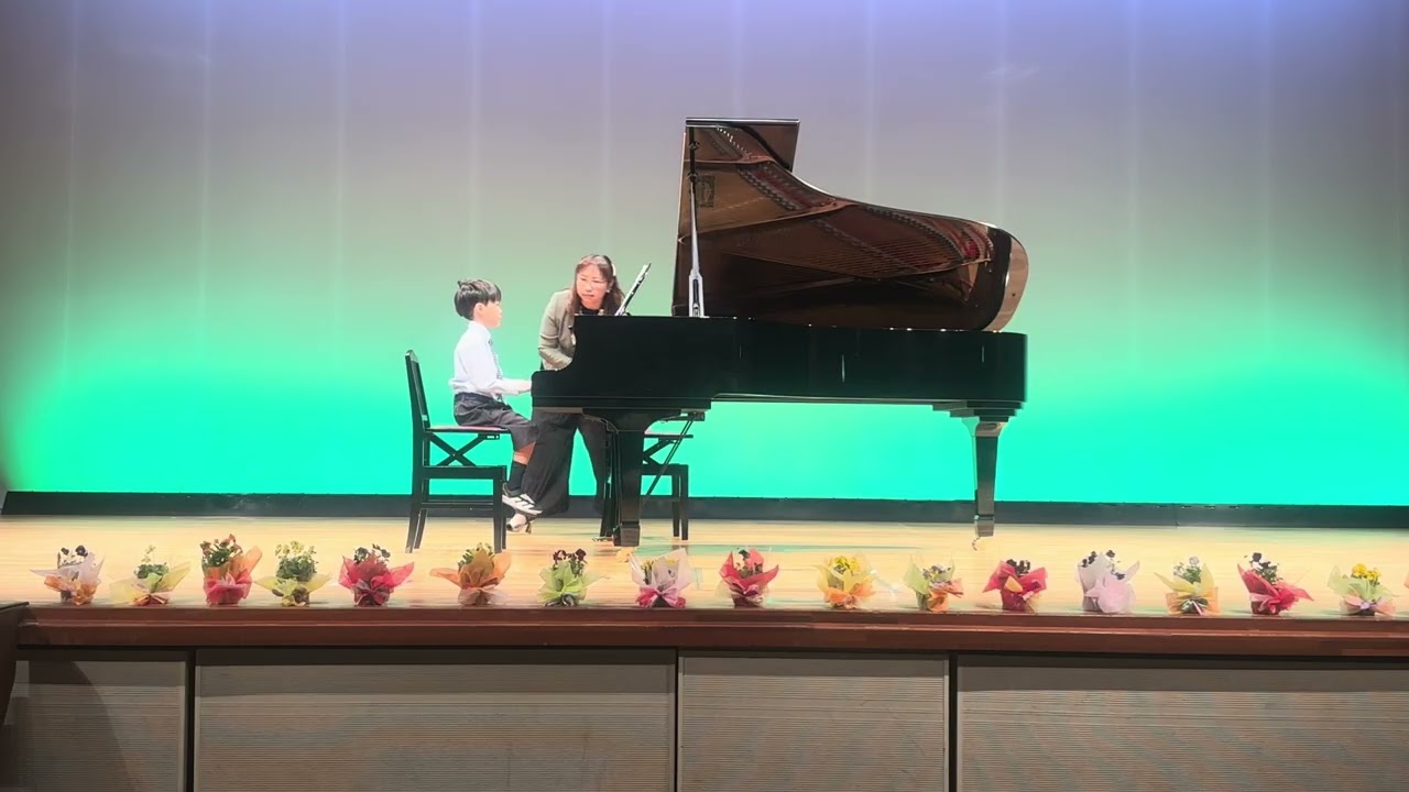 ピアノ発表会　小学１年生