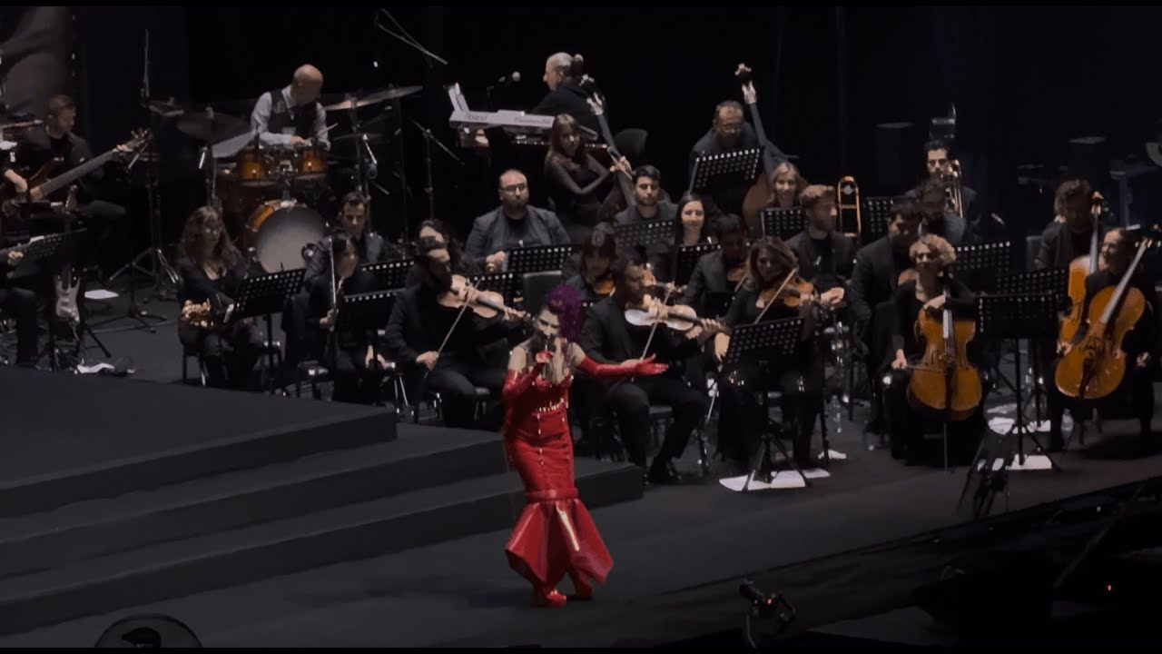 Hande Bizi Sezene Götür - Kaybolan Yıllar (Live at Ülker Sports Arena - 30.01.2026)