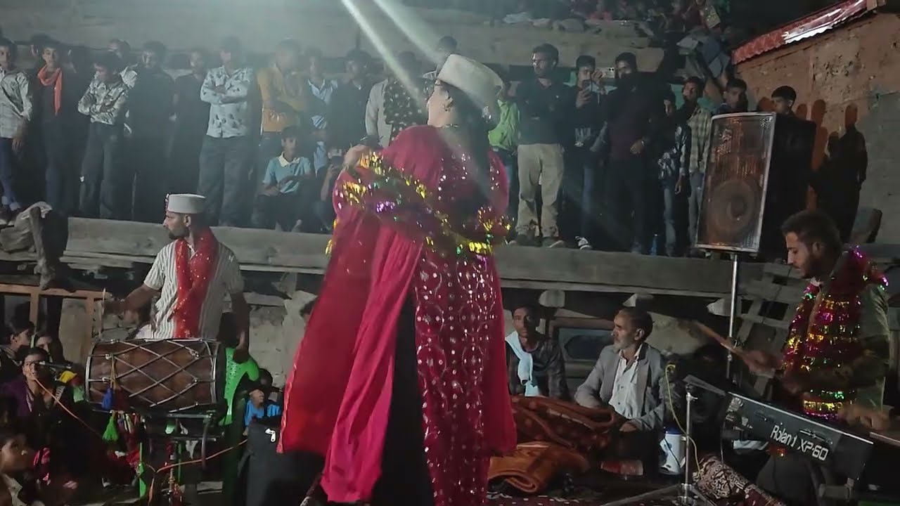 Kuntwara Hillour Mela !! Chali Bo Jana Paadre Machela || #neerurana #Singer !! #kuntwara #kishtwar