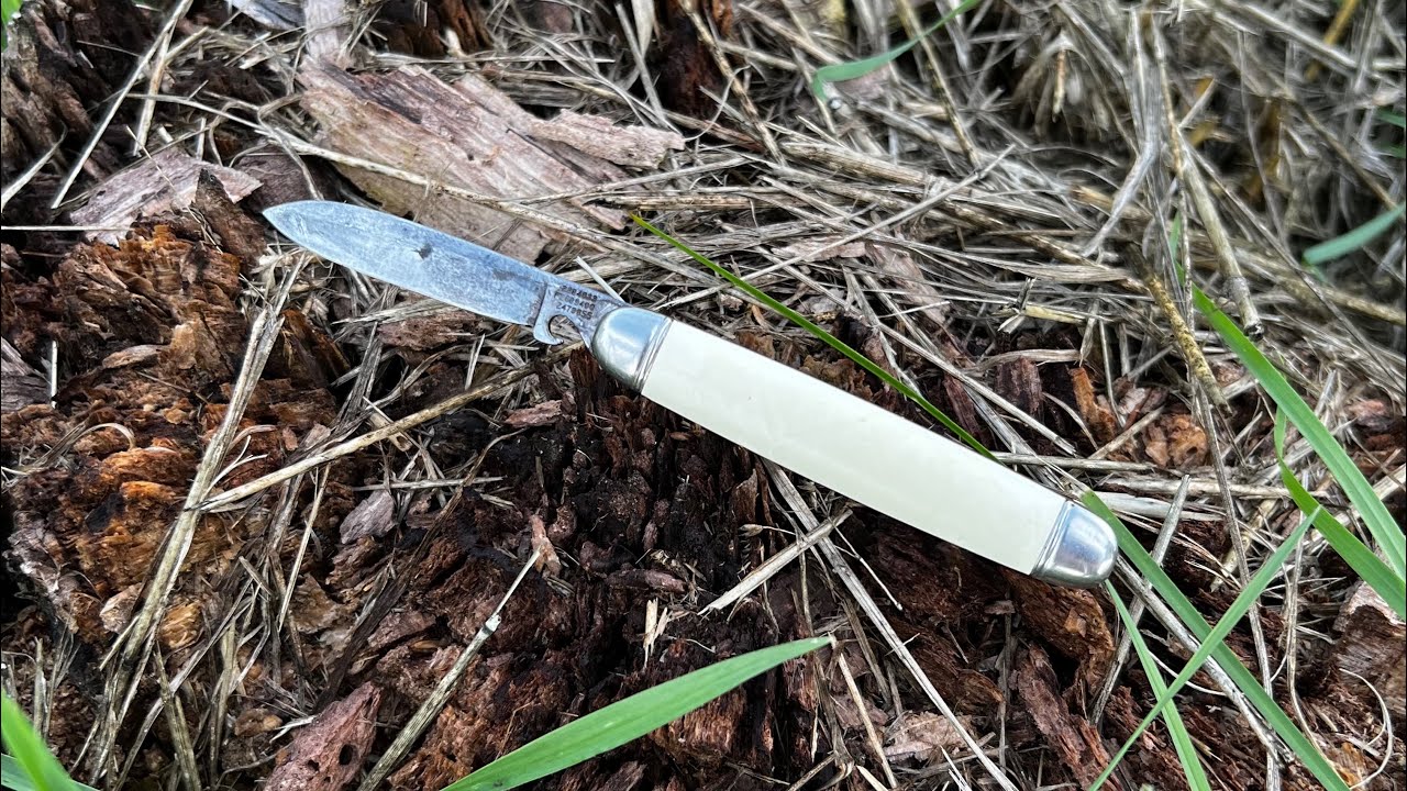 I'll Bet You Don't Know How to Open this Knife! Imperial Trick Knife