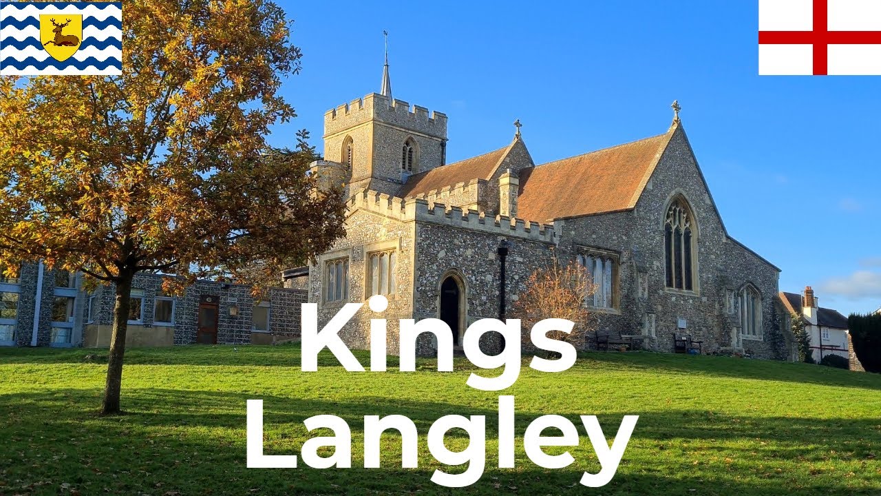 Kings Langley | Hertfordshire | England | UK | Europe | 25/11/2021 | Village Walk