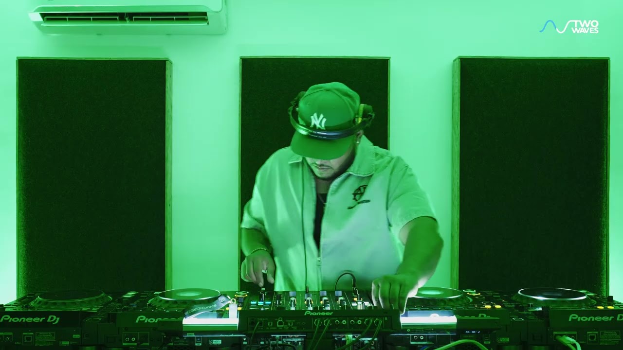Eduardo Flores Dj Set I Two Waves Studio