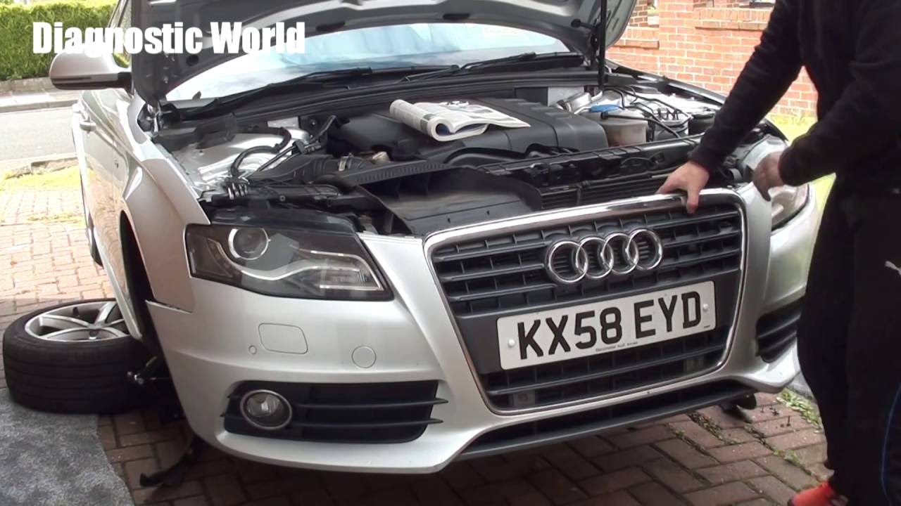 Снятие переднего бампера Audi A4 B8 моделей 2008–2015 годов
