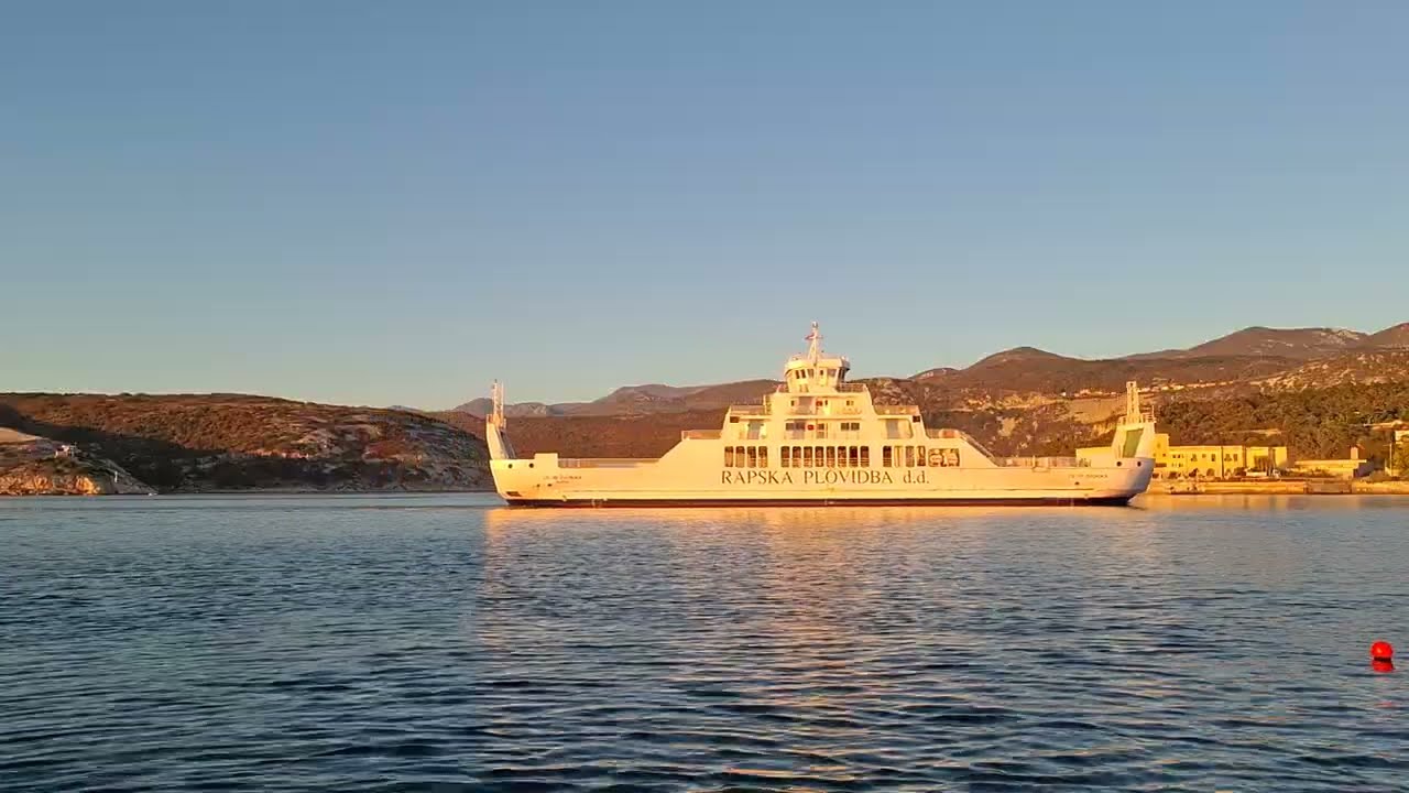 Arrival of ferry ČETIRI ZVONIKA in Kraljevica, Croatia 10.11.2025 (Rapska plovidba)