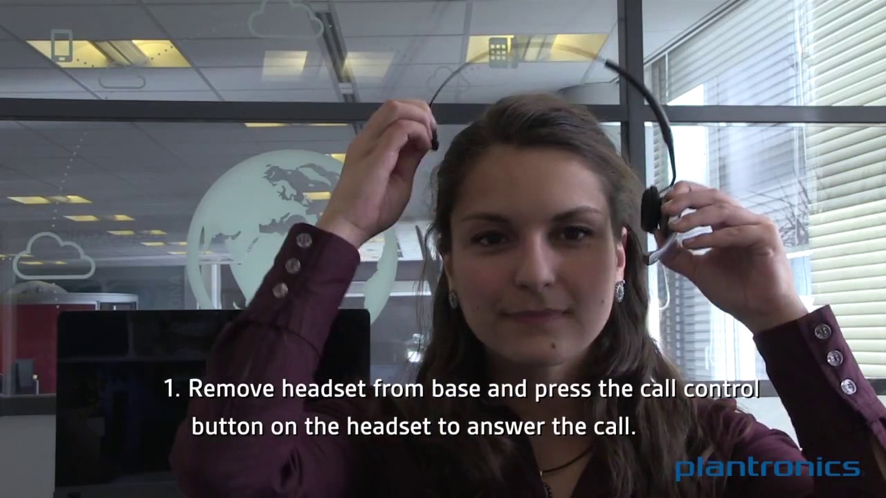 How to Place a Call Using a wireless Headset with the HL10 Handset Lifter