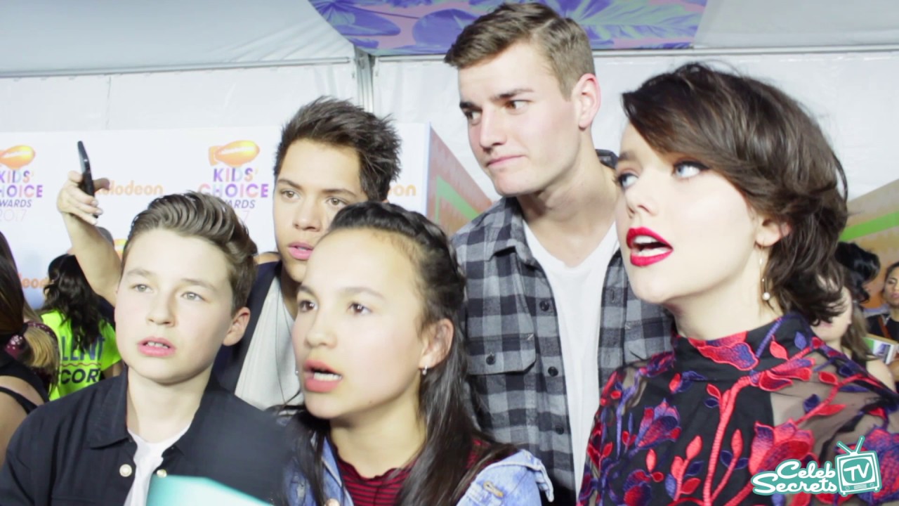 Hunter Street Cast Interview: 2017 Kids' Choice Awards | CELEB SECRETS