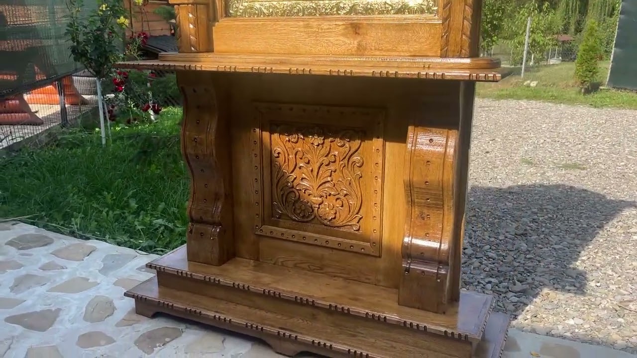 Axionita sculptata in lemn de stejar M13