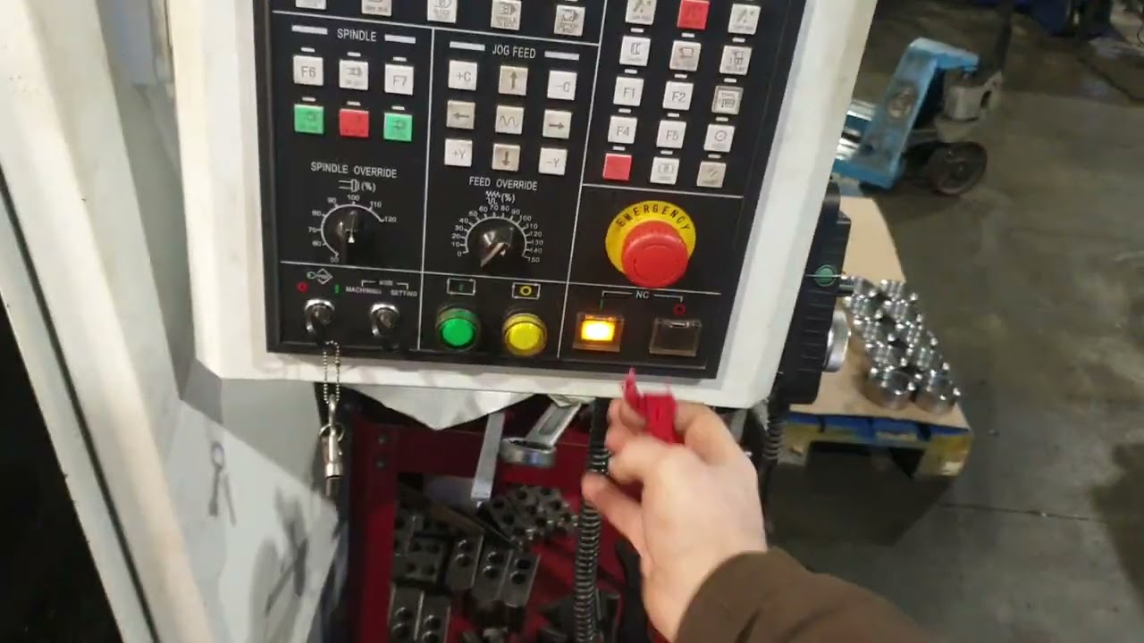 Пропало окно системы координат заготовки? Поменяйте значение в параметре 8136.